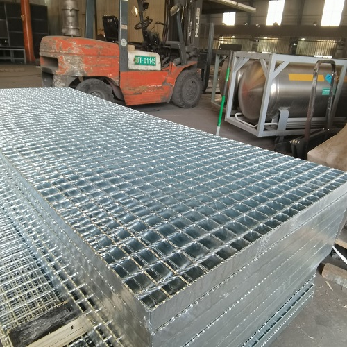 定製鍍鋅平台鋼格板提升建築平台的設計感