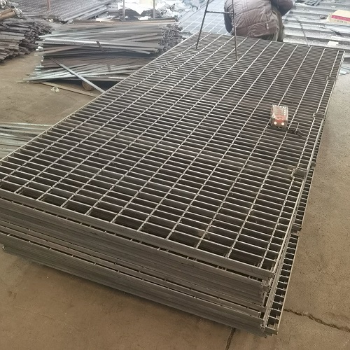 平台鋼格板如何提升電廠與(yu) 石化廠的安全性